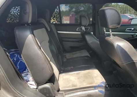 2017 Ford Explorer Xlt z USA, uszkodzony, nr VIN 1FM5K7D85HGB76386